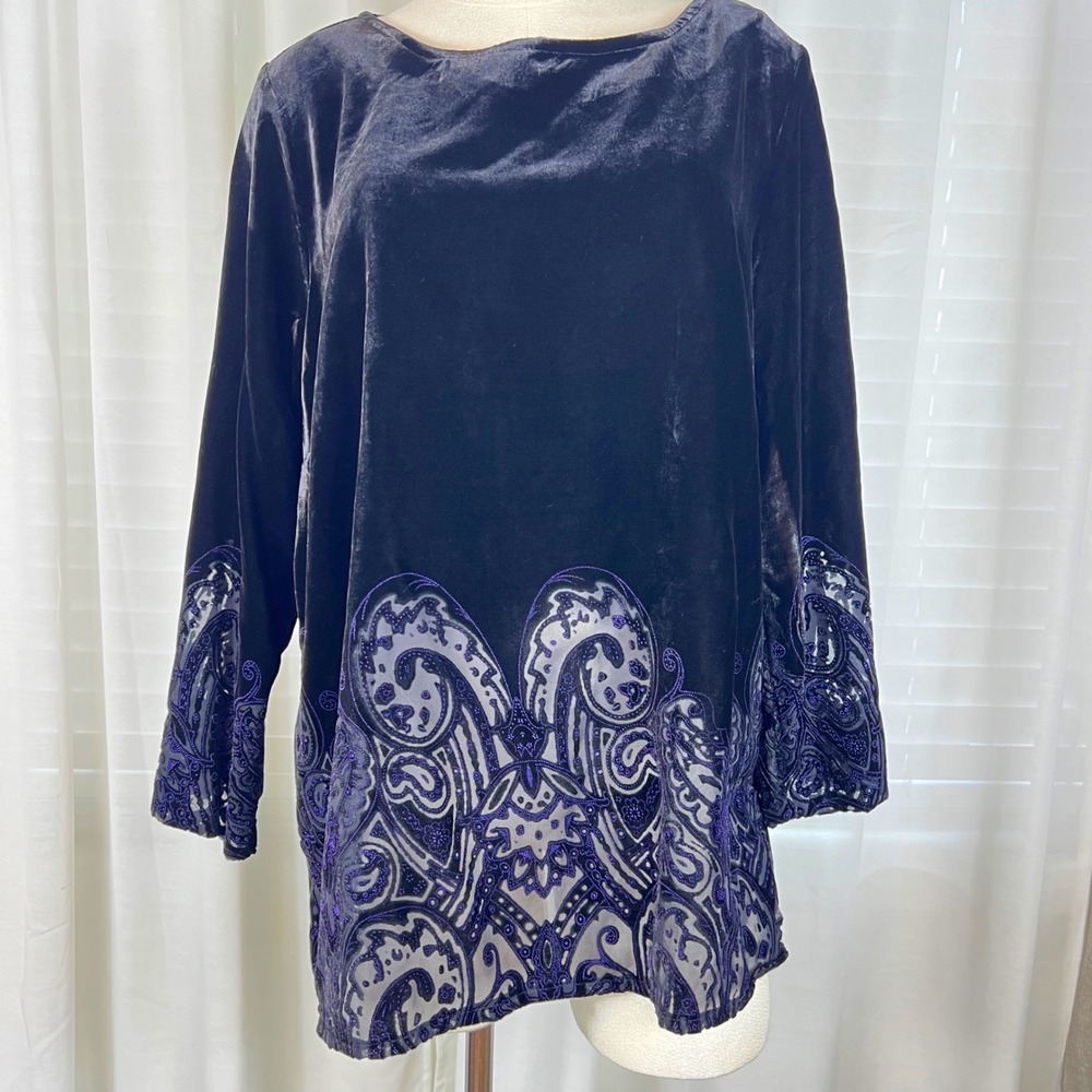 Mirasol Woman Velvet‎ Paisley Burnout  Top 1X Purple Plus Size comfortable